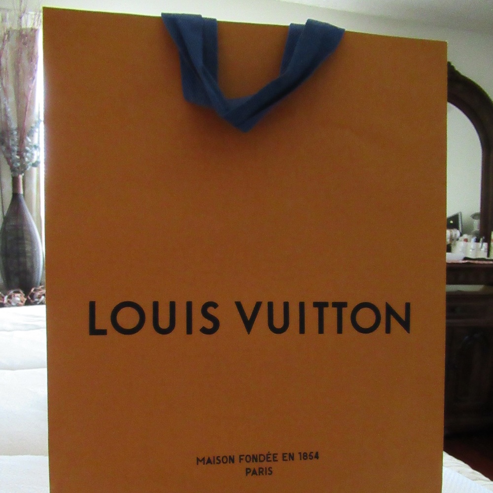 Authentic Louis Vuitton 14  X 9.75 Shop Gift Bag